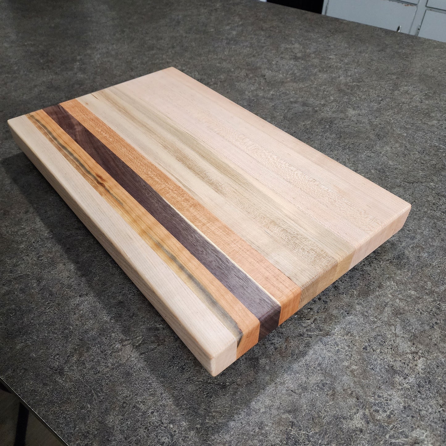 Edge Grain Cutting Board