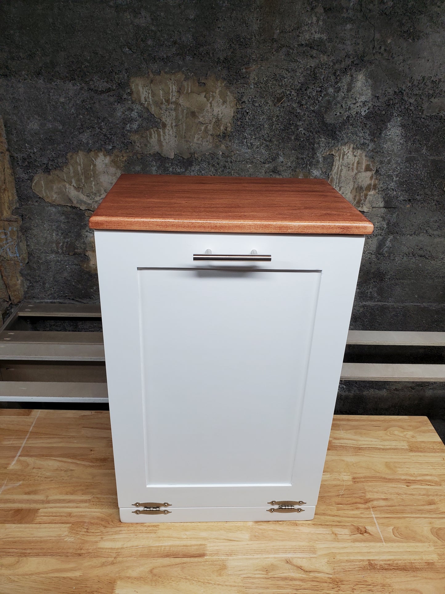 Trash Can Cabinet (White)